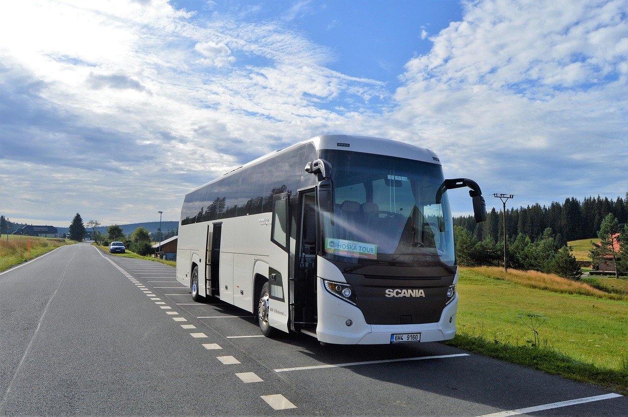 viaco bus 5658007 1280